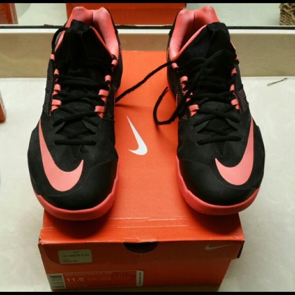 Nike Zoom "Run the One" Basketball Shoes - Picture 3 of 3