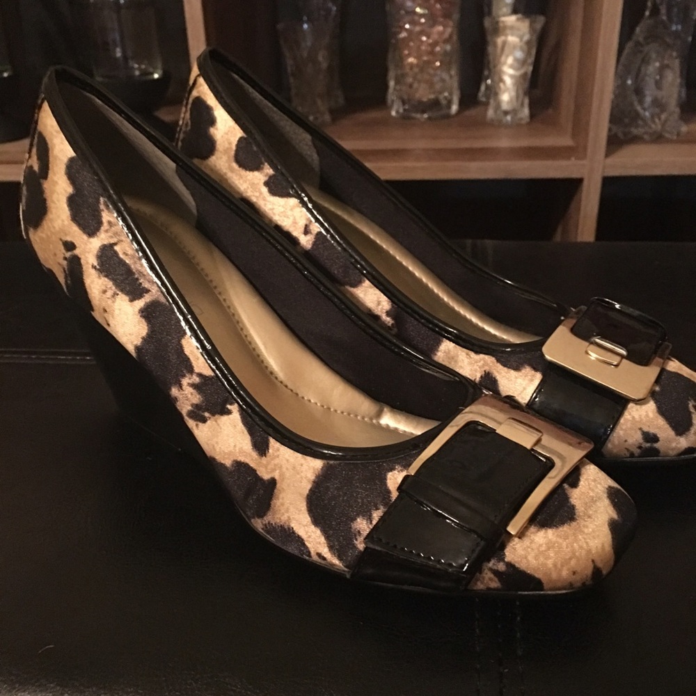 Lenora's or cheetah print wedges