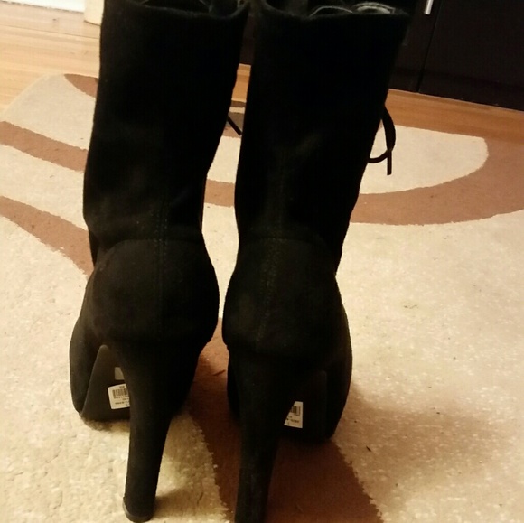 Booties - Picture 3 of 4