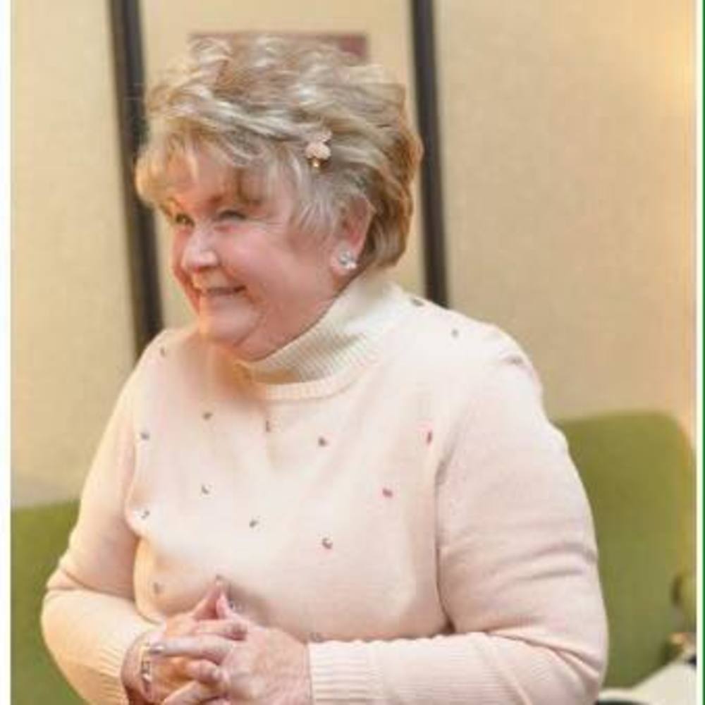 Meet your Posher, Chastity