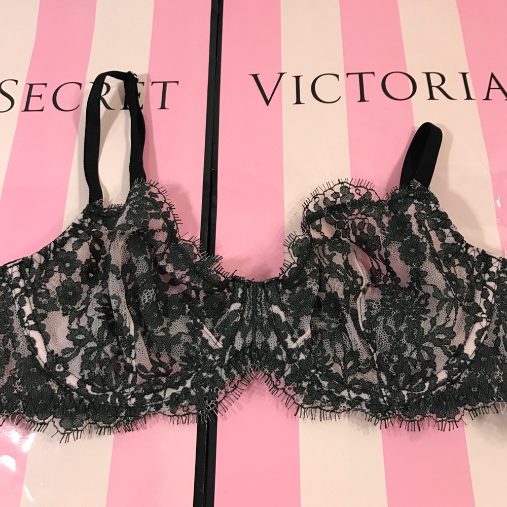 NWT Victoria's Secret Very Sexy Unlined Demi-34B