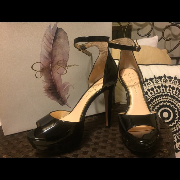 Stilettos / high heels - Picture 3 of 4