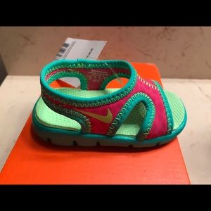 Nike Baby Sandals 😍