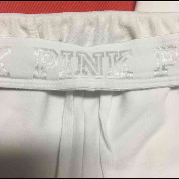 🔴Vs pink outfit traded🔴 - Picture 2 of 2