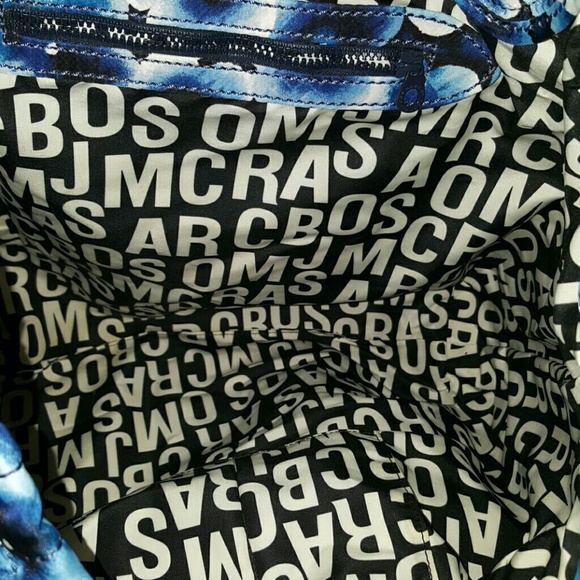 Tote - Picture 4 of 4