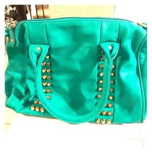 Green/teal purse.