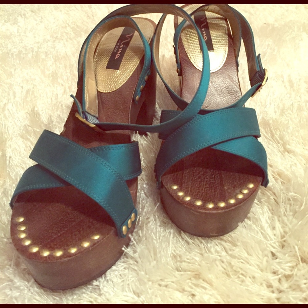 Sandals - Picture 2 of 4