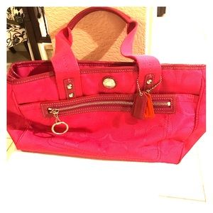 Authentic Coach hot pink purse. Great condition!!