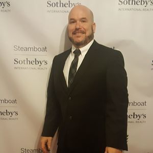 Meet your Posher, Josh