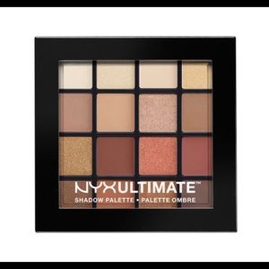 NYX ULTIMATE EYESHADOW PALETTE