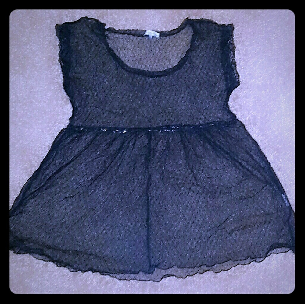 Adorable baby doll lace top.