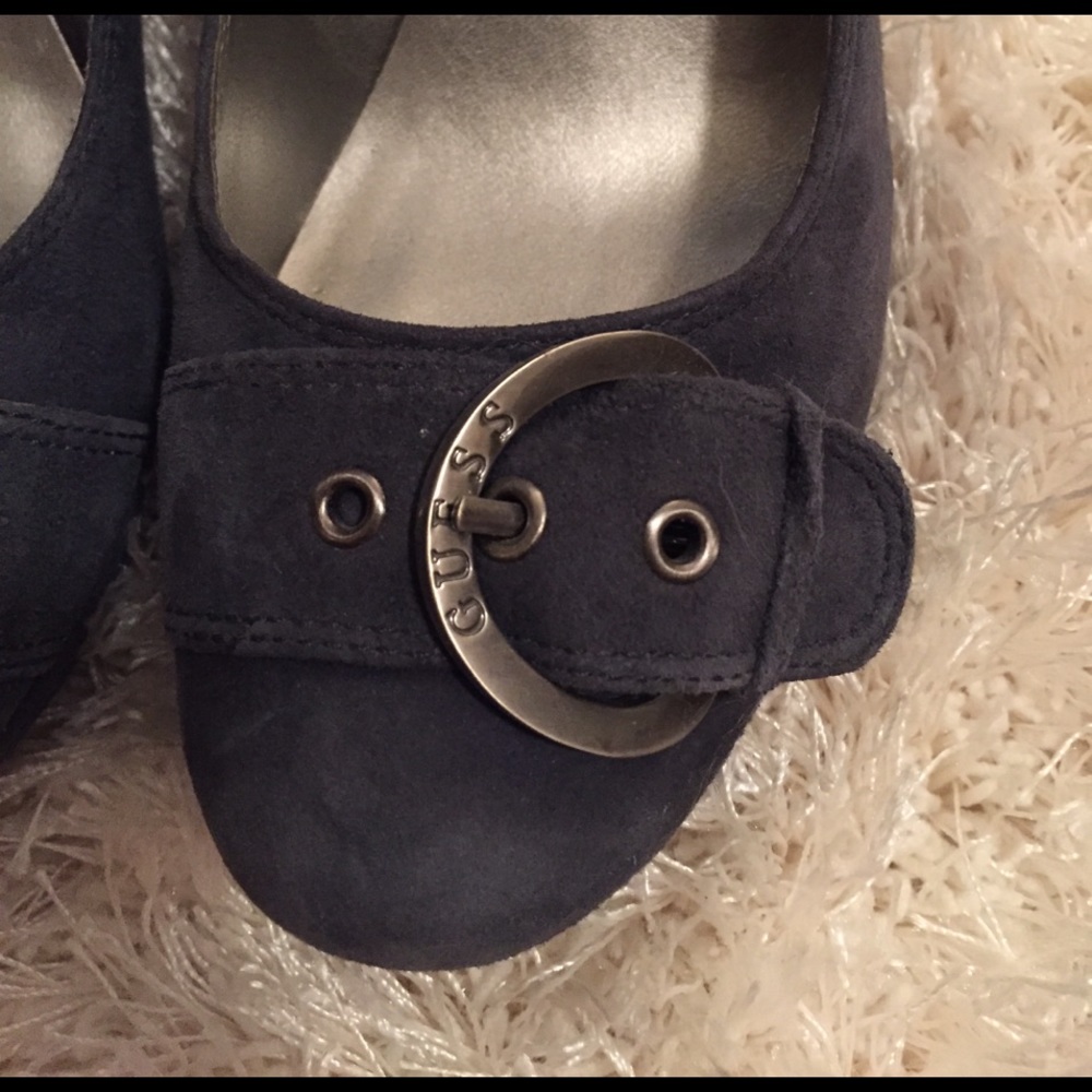 Heels - Picture 2 of 4