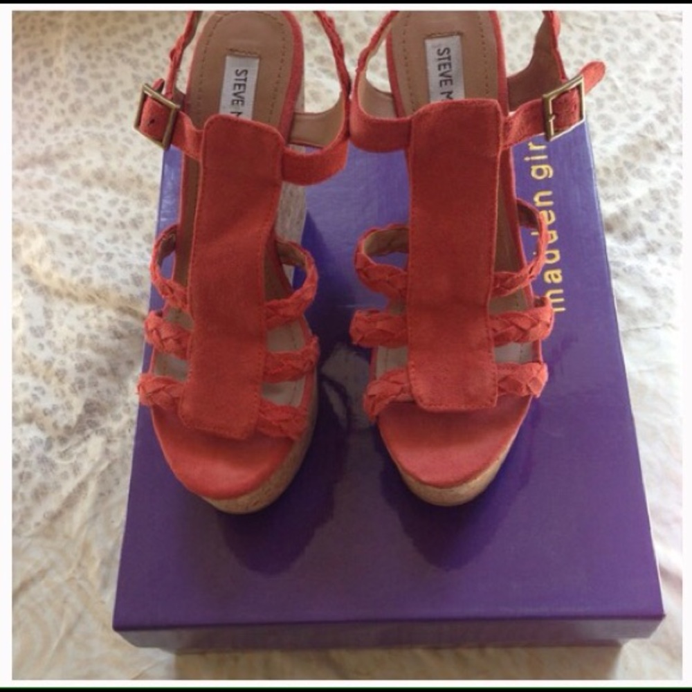 STEVE MADDEN WEDGES