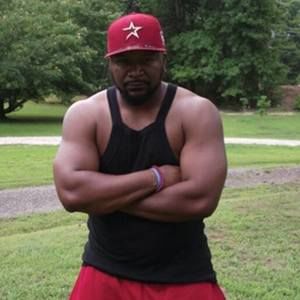 Meet your Posher, Dennis