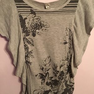 Grey Rhinestone top with flowy sleeves