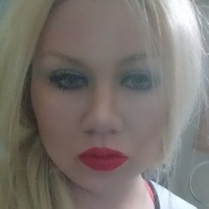 Meet your Posher, Krissy