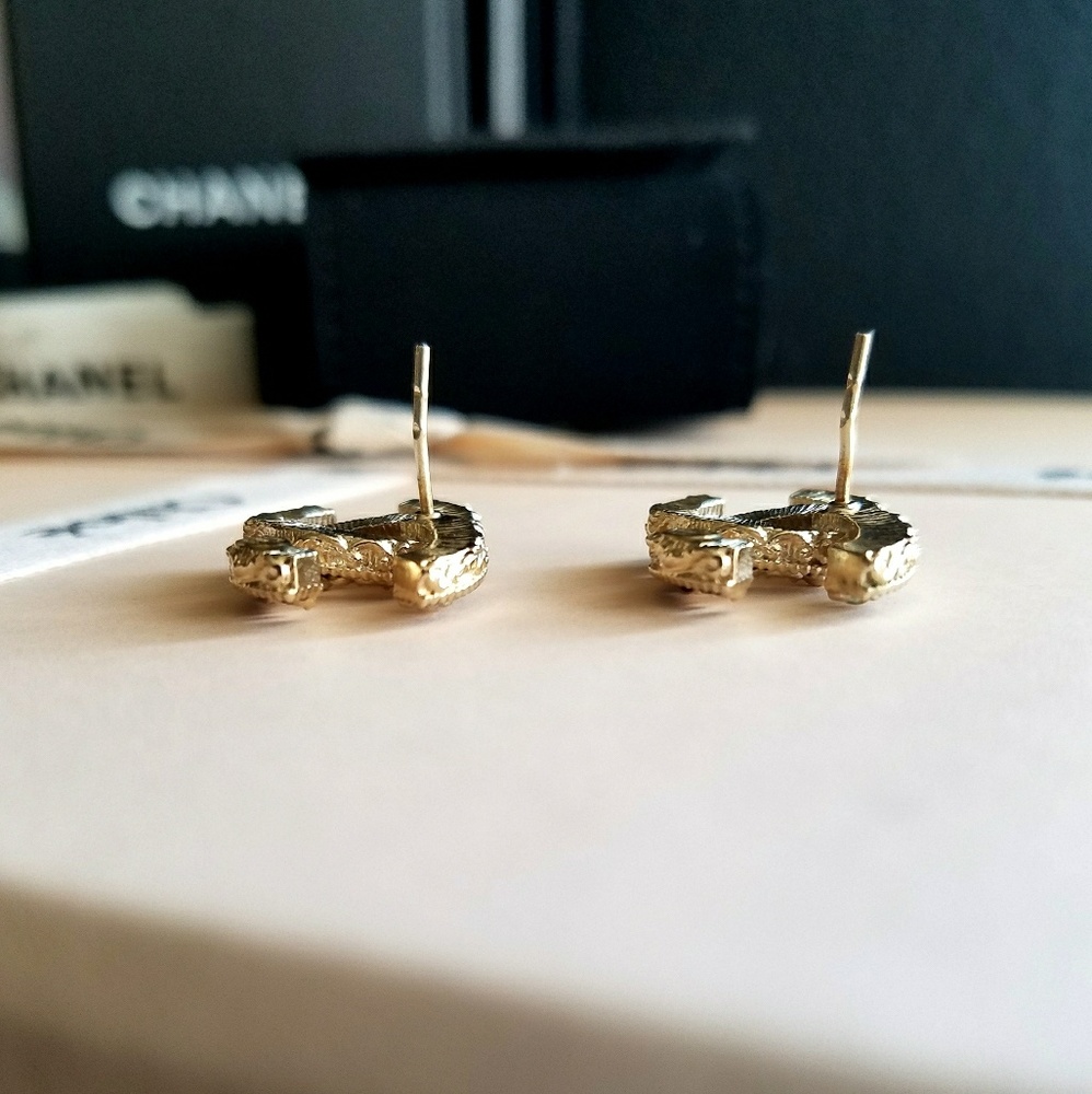 🚫SOLD🚫 ✨Authentic CHANEL CC Baroque Earrings✨ - Picture 7 of 8