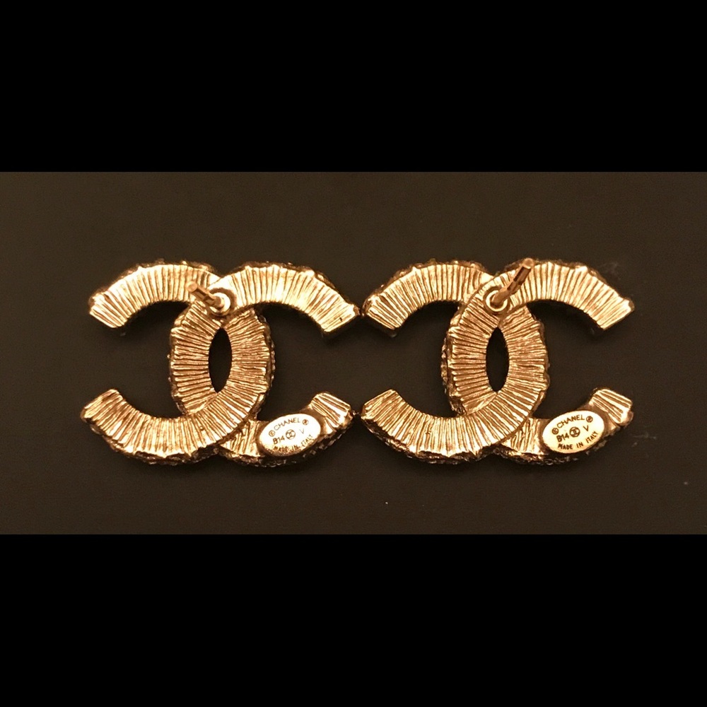🚫SOLD🚫 ✨Authentic CHANEL CC Baroque Earrings✨ - Picture 8 of 8