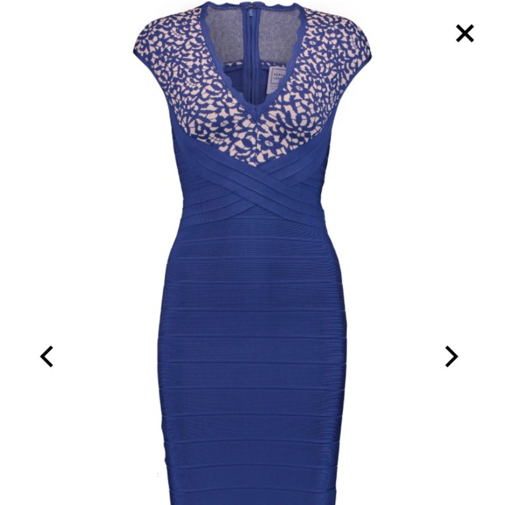 HERVÉ LÉGER
Paneled bandage mini dress