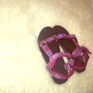 Scrap up sandals