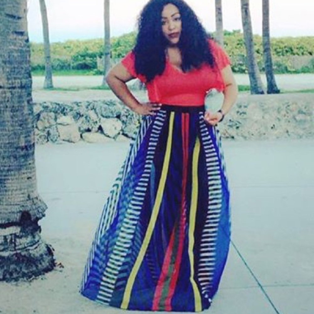 GORGEOUS, BRAND NEW MAXI SKIRT