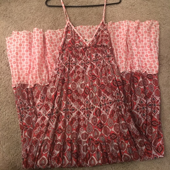 Roxy Dresses & Skirts - Roxy Patterned Maxi Dress