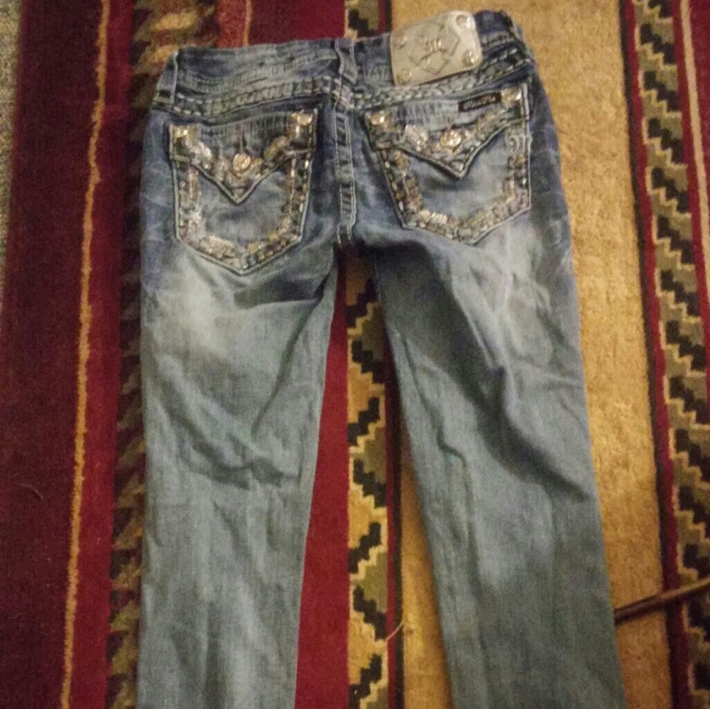 Like new Miss Me size 25 straight
