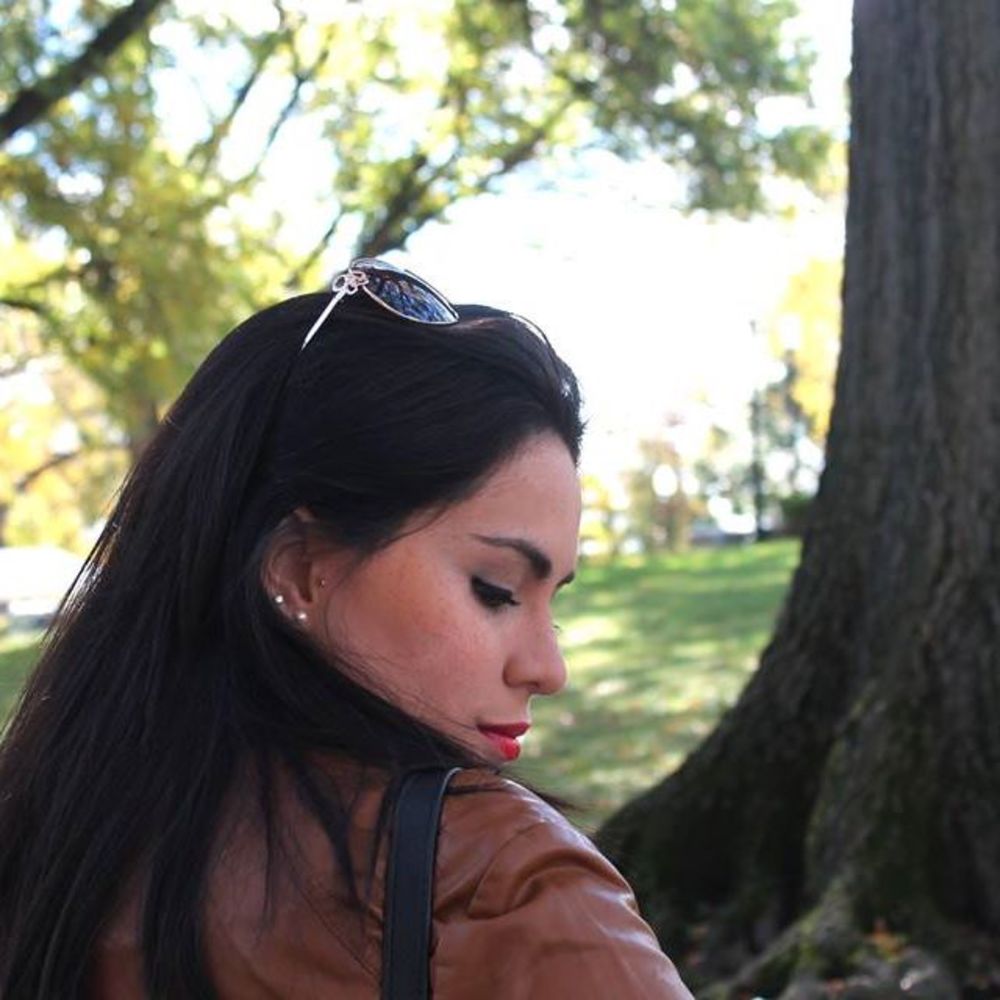Meet your Posher, Maria laura