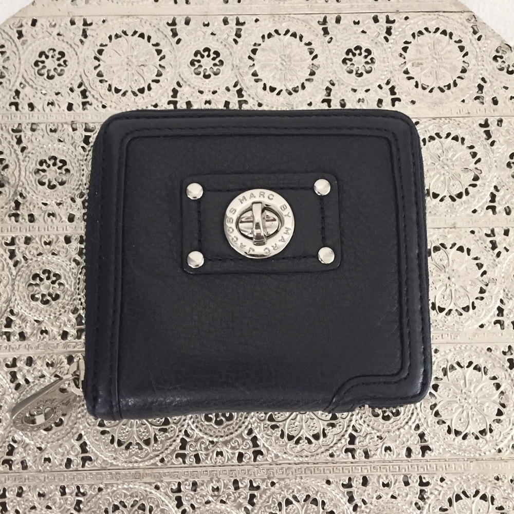 Marc By Mar Jacobs Signature Leather Bifold Wallet