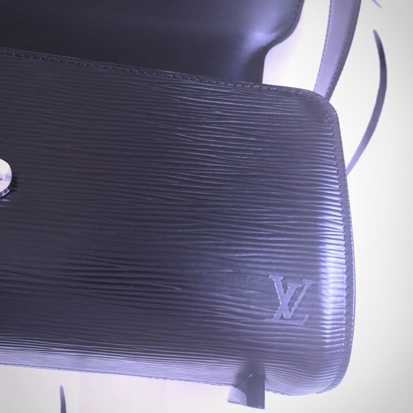 🌸HP🌸Louis Vuitton - Picture 3 of 4