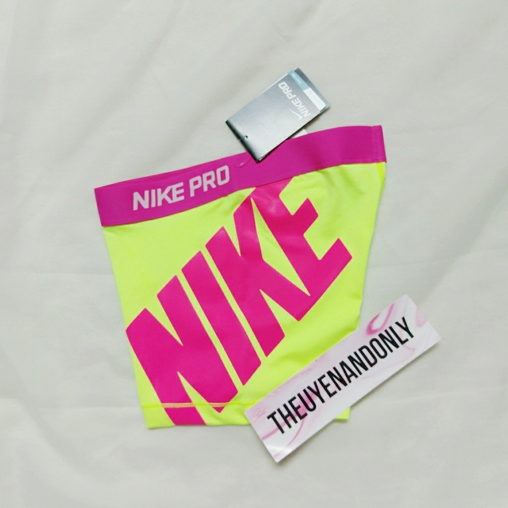 *PARTY SALE* (S) NWT Nike Pro Shorts Neon Pink - Picture 1 of 5