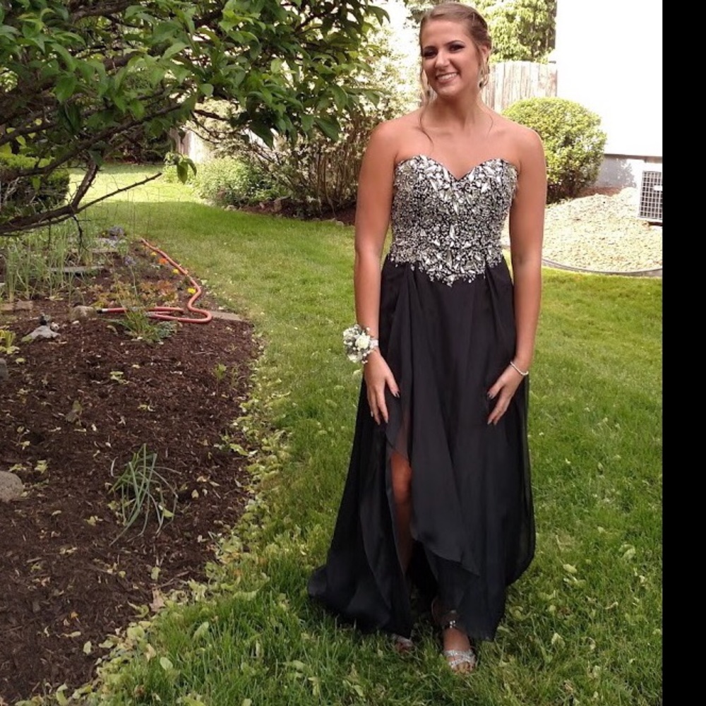 Prom dress for sale!! Worn once for 4 hours.