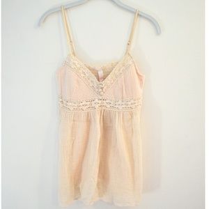 Cream tank