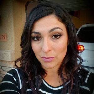 Meet your Posher, Christina