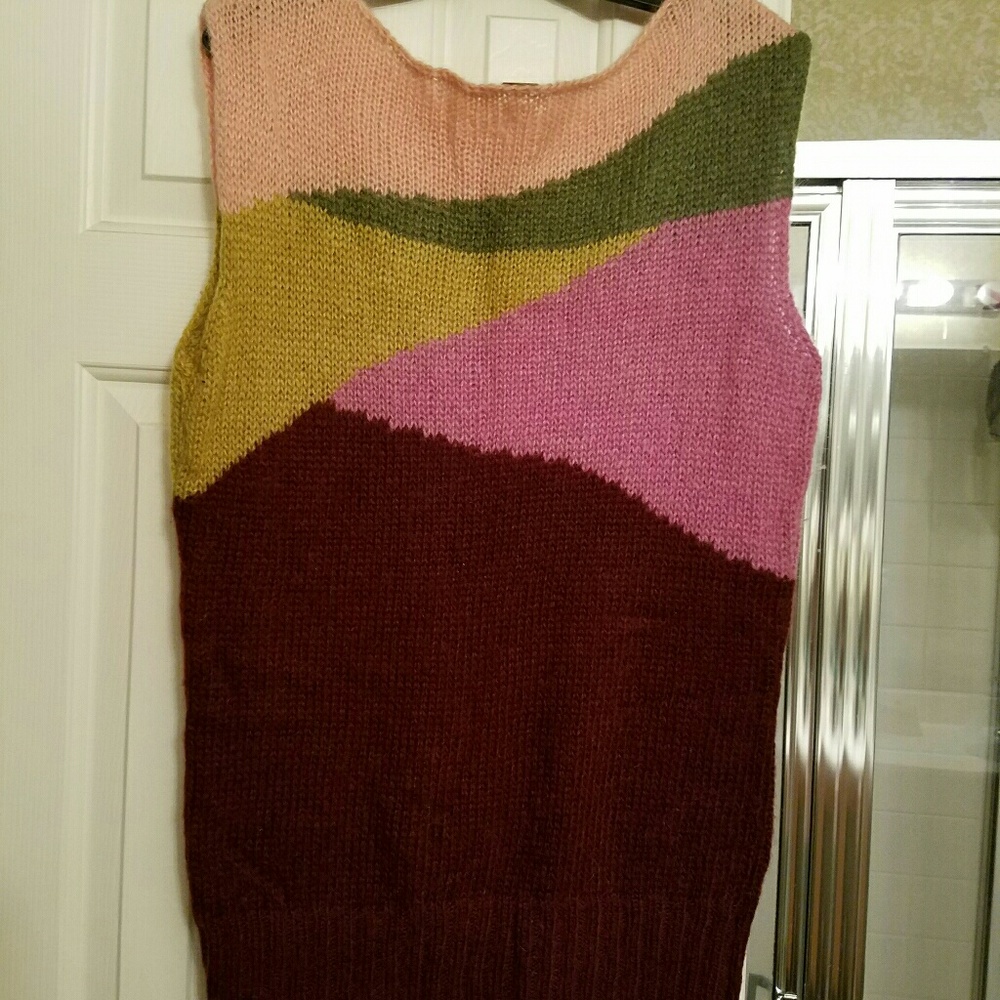 Free People sleeveless sweater