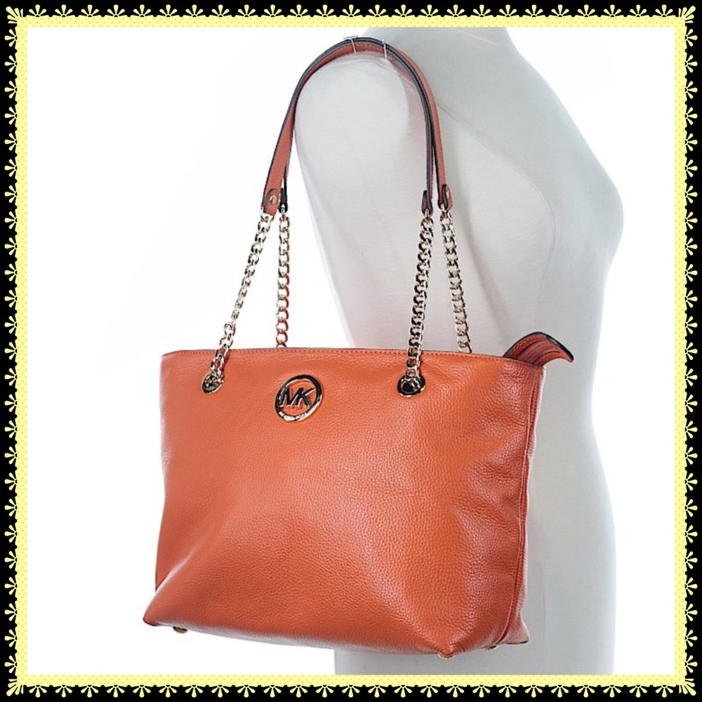 ☀️EXCELLENT CONDITION Orange Leather MK Bag☀️