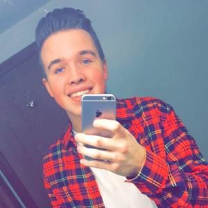 Meet your Posher, Brady