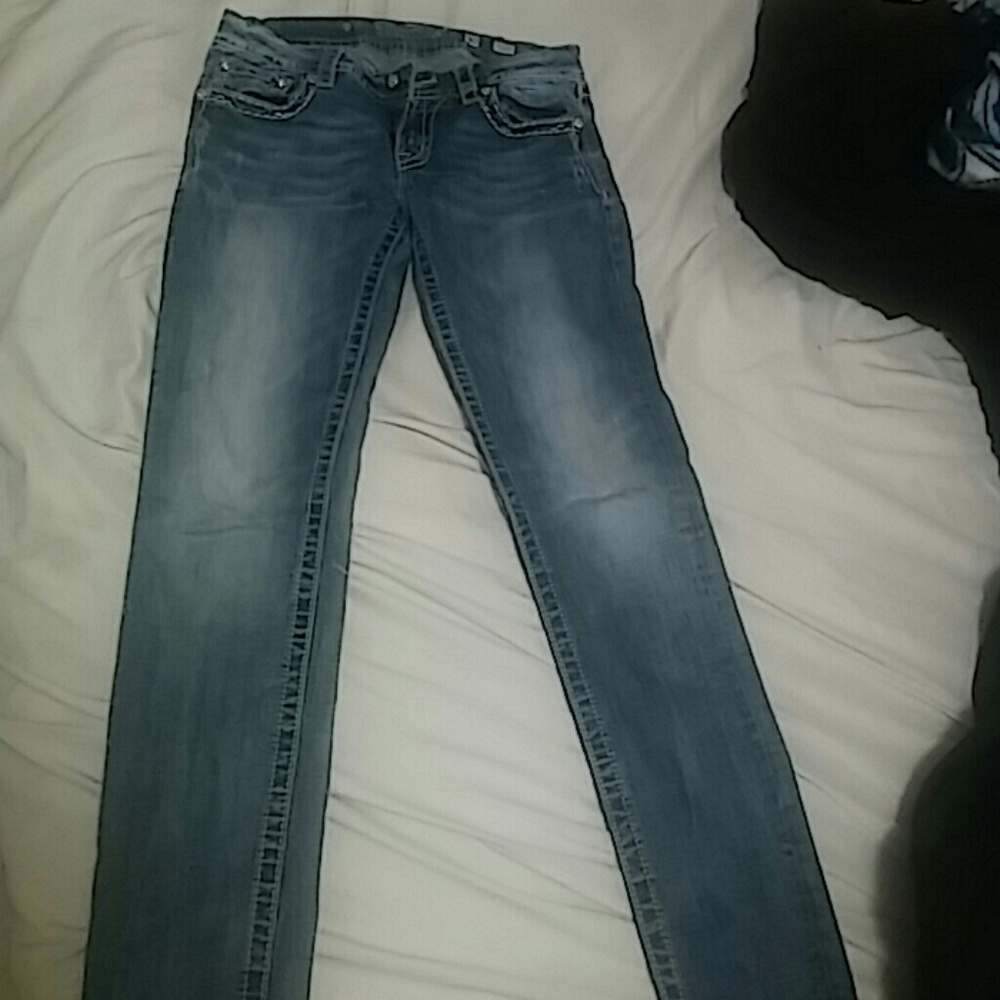 Very cute comfortable Miss Me jeans