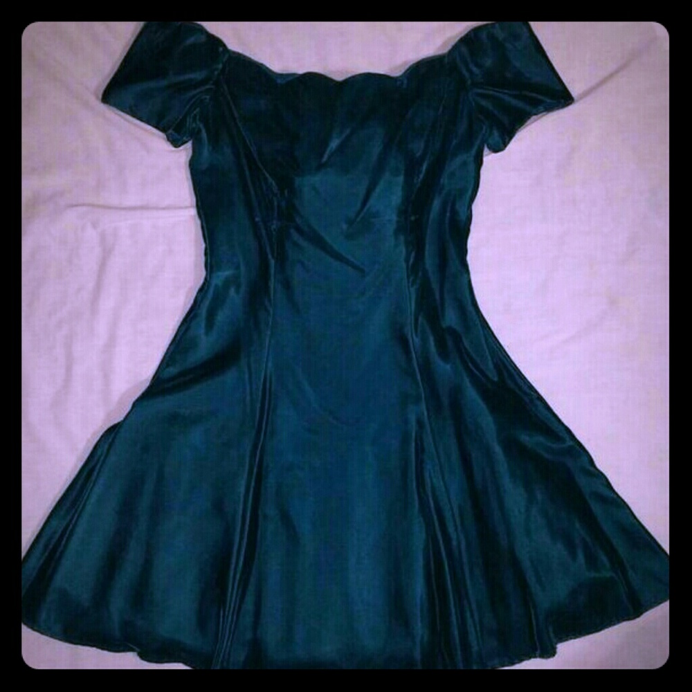 JUNIOR/ADULT GORGEOUS GREEN PARTY FORMAL DRESS