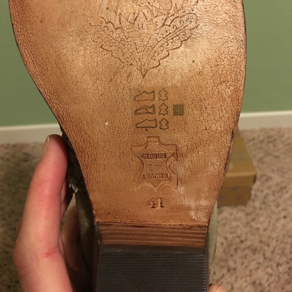 Free People Venture Ankle boot. - Picture 3 of 5