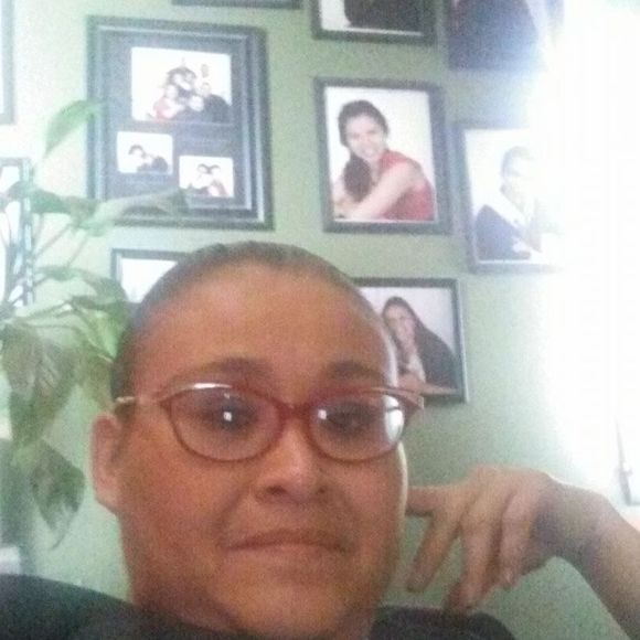 Meet your Posher, Martina - Picture 1 of 1