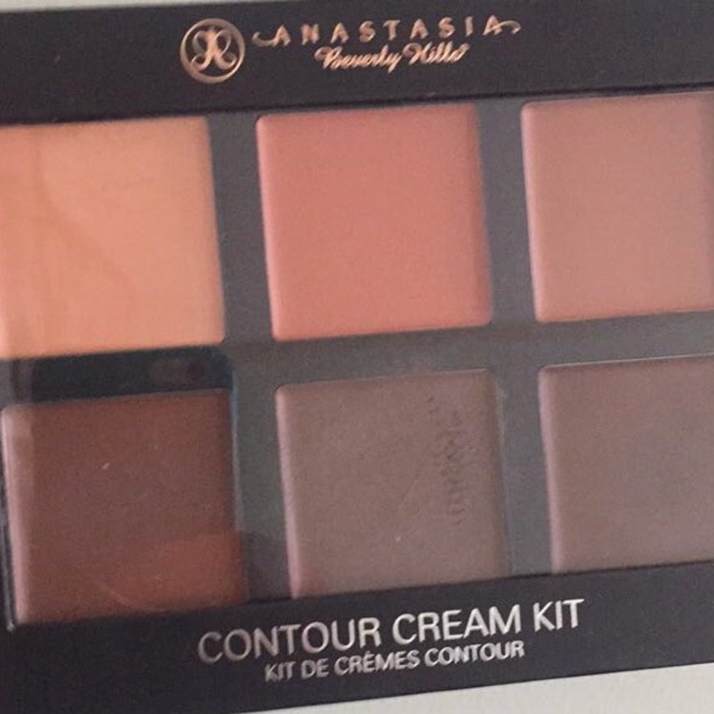 Anastasia Beverly Hills Cream Contour Kit