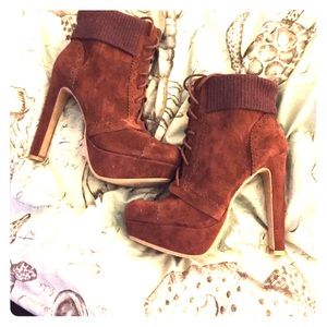 Brown heels/booties