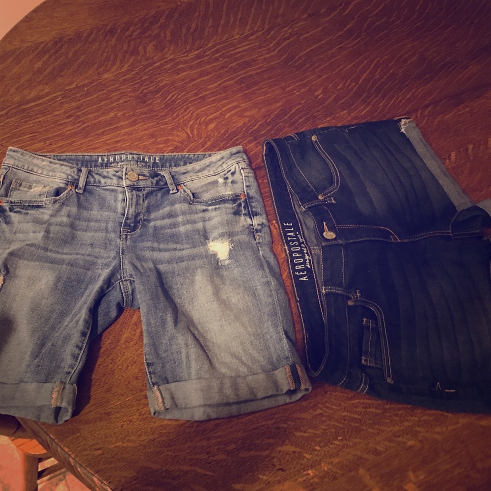 2 pairs of areopostale shorts with bundle both4 20