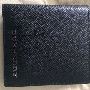 burberry id billfold wallet