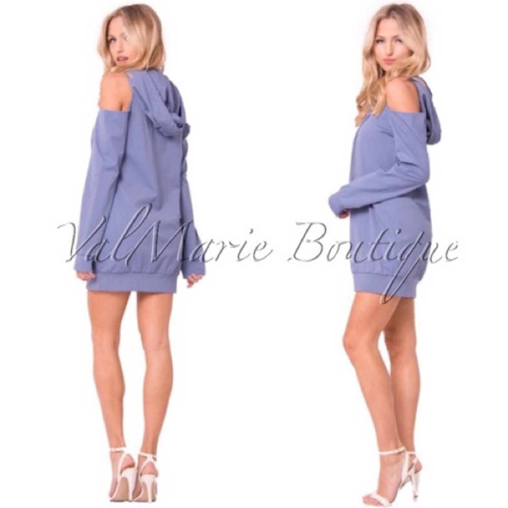 🎈SALE🎈COMFY COLD SHOULDER HOODIE DRESS - Picture 3 of 5