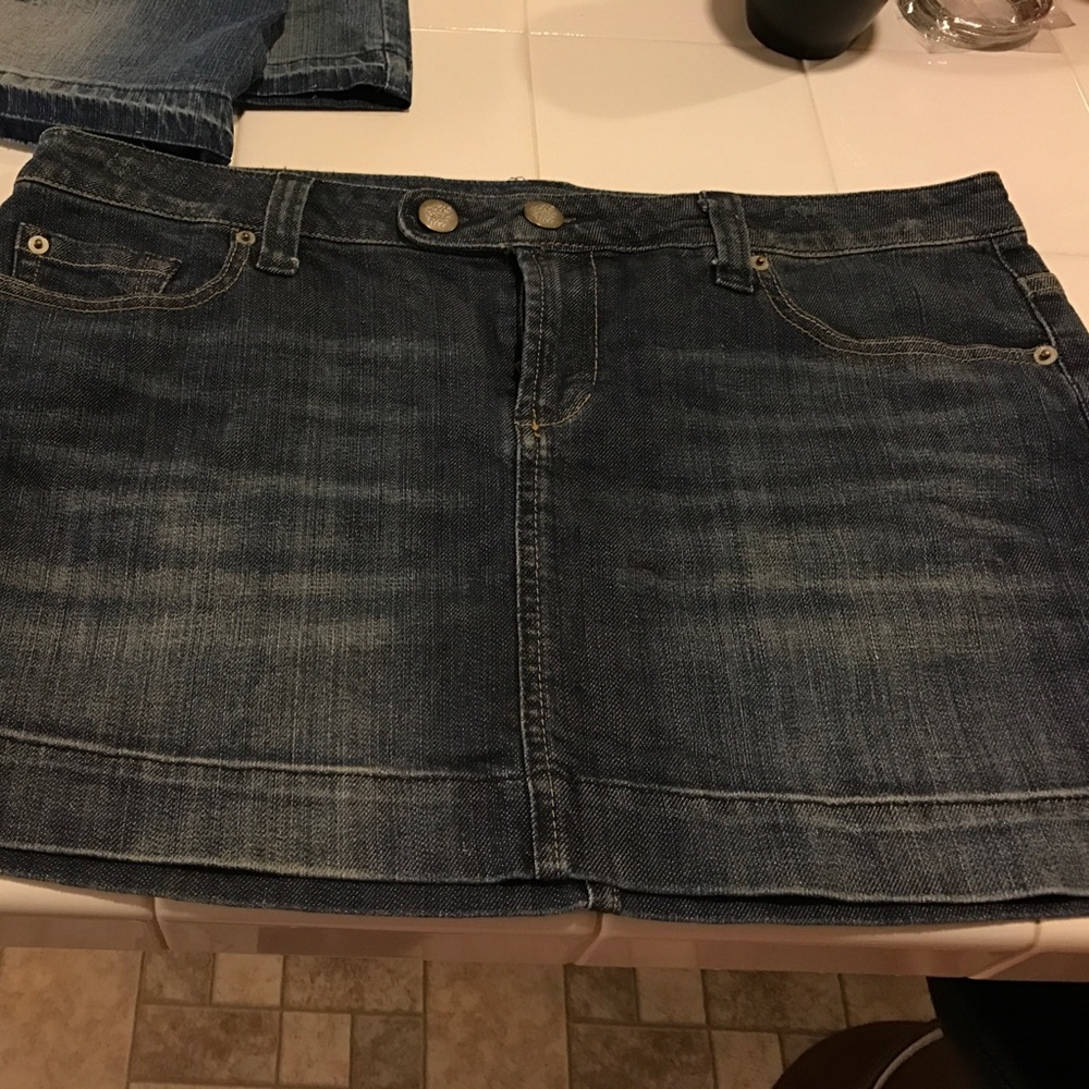 American eagle skirt