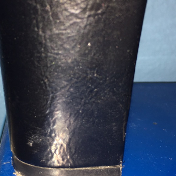 Gorgeous black & tan heels. - Picture 3 of 3