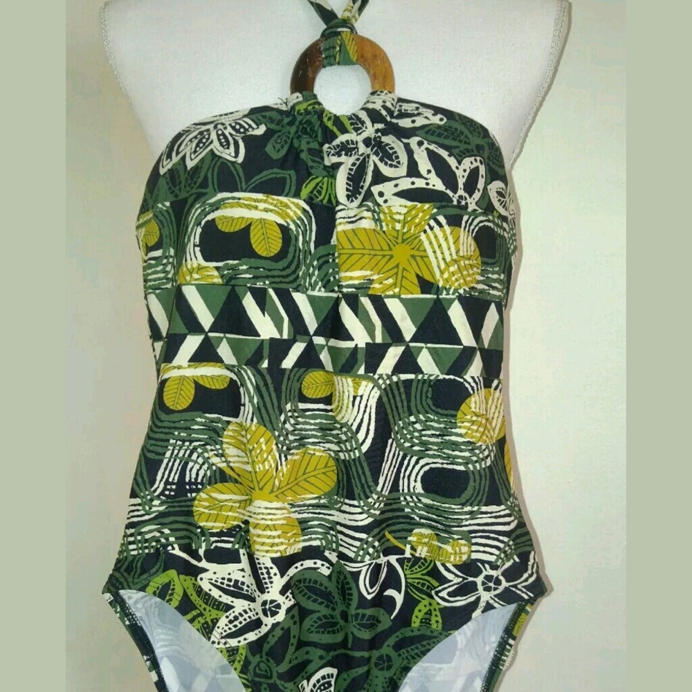 La Blanca One piece halter bathing suit