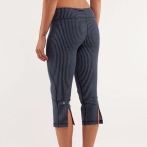 Lululemon Inkwell Pinstripe Gather Crow Crop Pant Lululemon Inkwell Pinstripe Gather Crow Crop Pant
